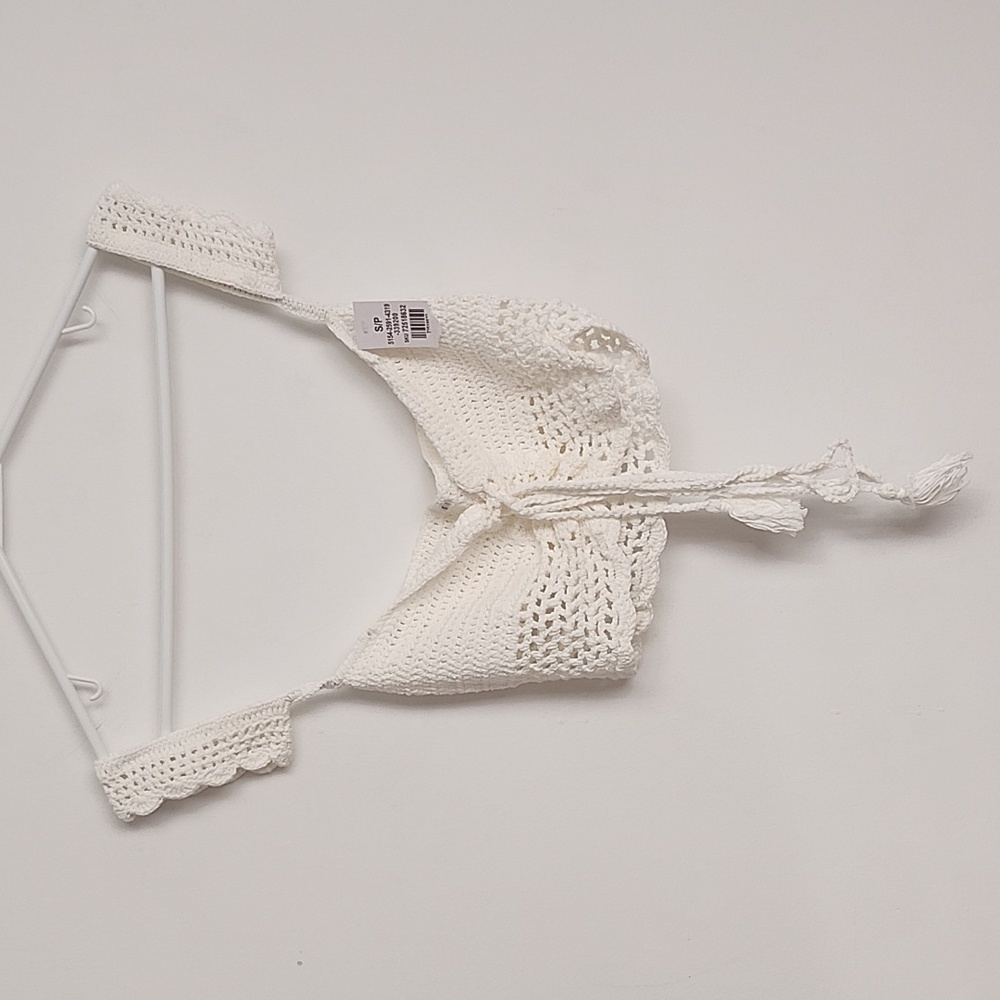 White Off Shoulder Hand Crochet Lace Up  Summer Crop Top and Shorts Matching Set - Picture 3 of 16